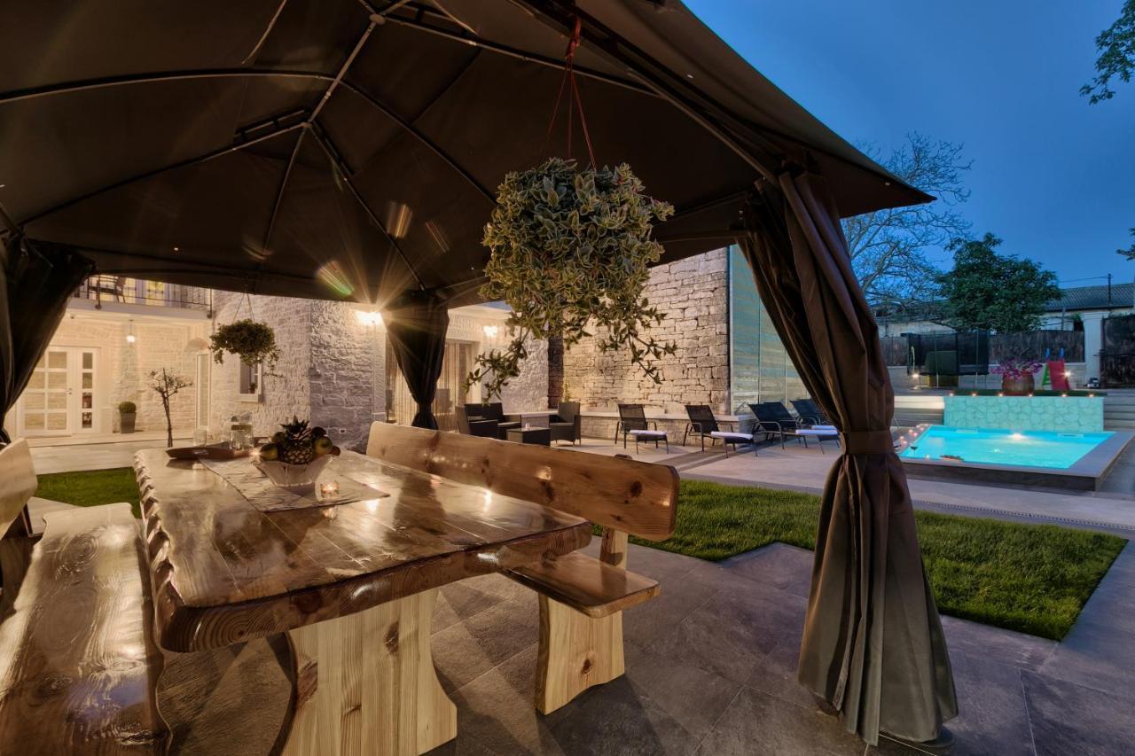 Villa Patrick-Luxury Stone House In The Center Of Istria Pazin Exterior photo
